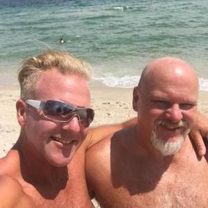 Meet your Posher, Kenneth